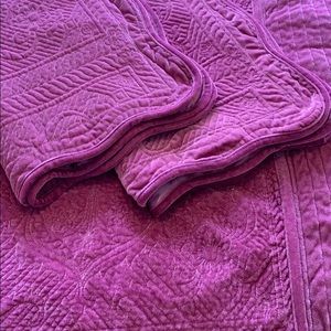 King size quilt with shams